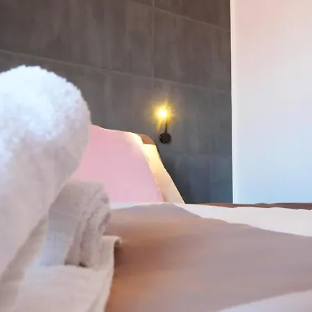 Filo 15 Oda ve Kahvaltı Katanya