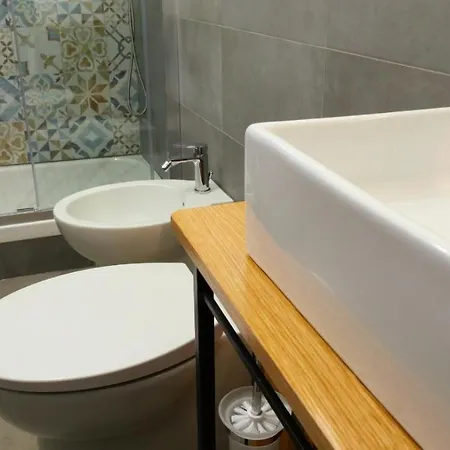 Oda ve Kahvaltı Filo 15 Katanya